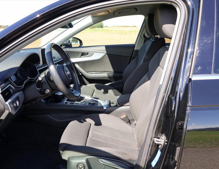 Audi A4 12
