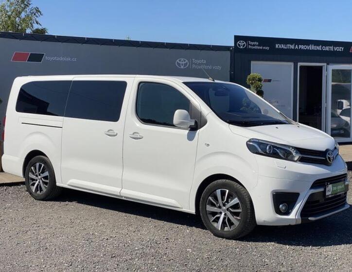 Toyota ProAce Verso 1