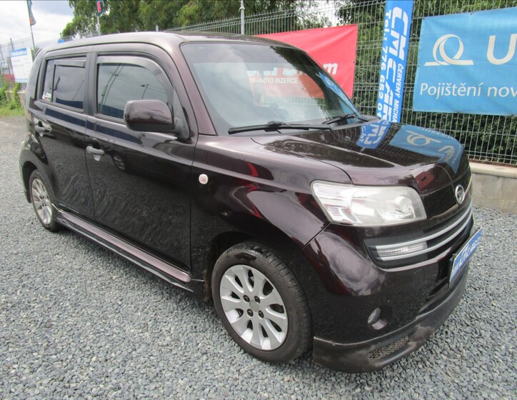 Daihatsu Materia 3