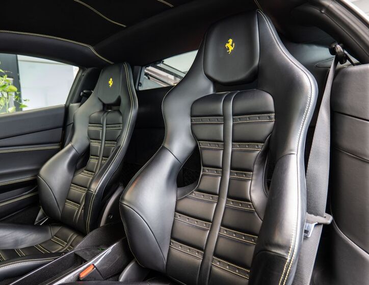 Ferrari 488 7