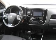 Mitsubishi Outlander 23