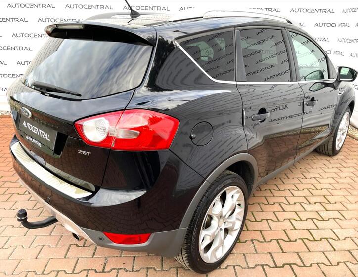 Ford Kuga 9