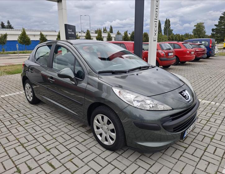 Peugeot 207 8