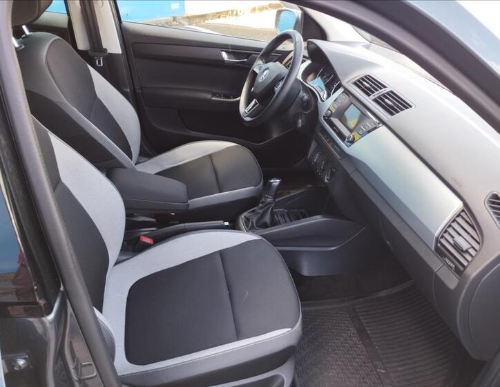 Škoda Fabia 8