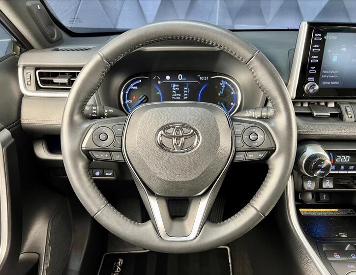 Toyota RAV4 13