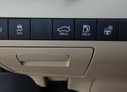 Toyota Camry 11