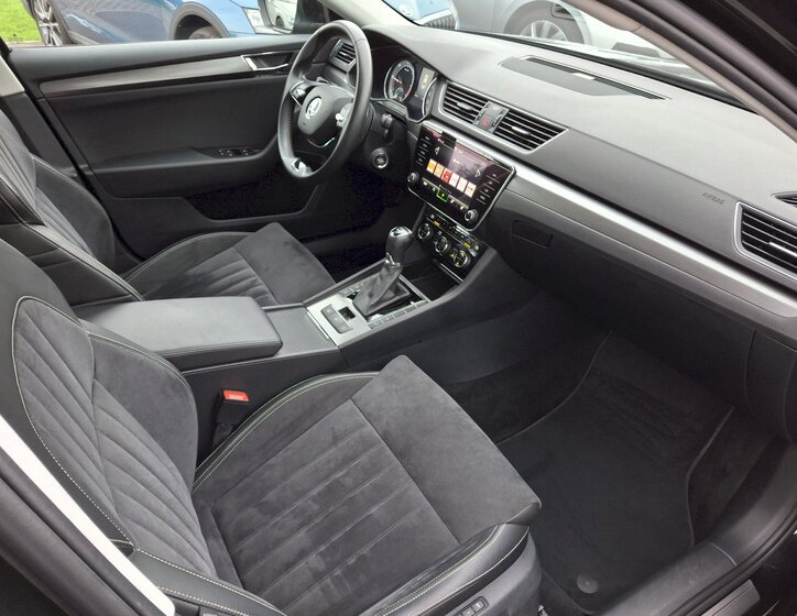 Škoda Superb 14
