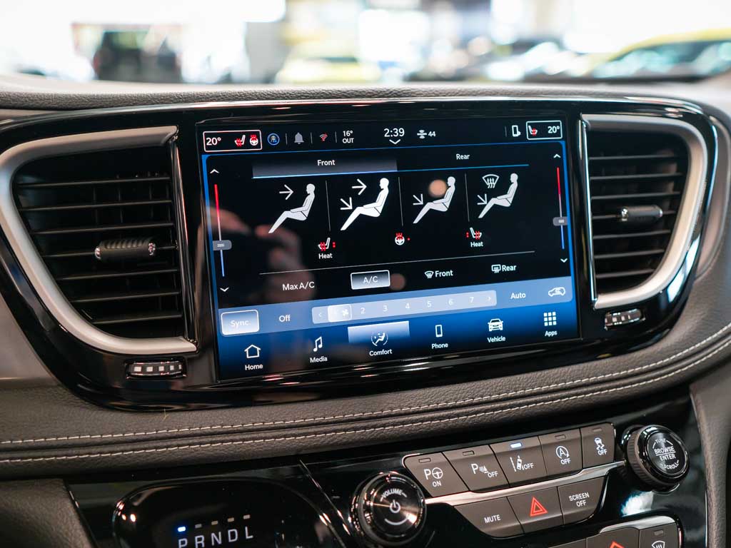 Chrysler Pacifica