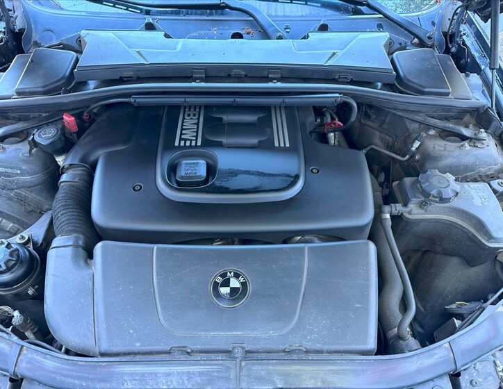 BMW Řada 3 32