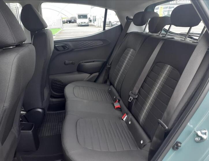 Hyundai i10 10