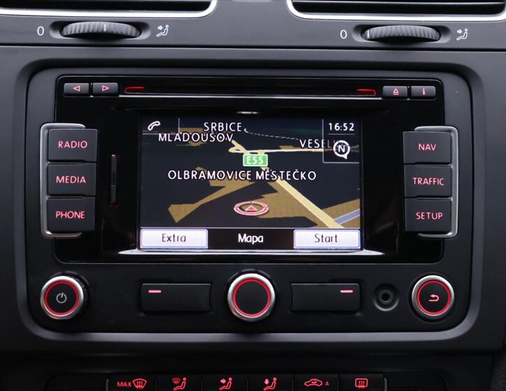 Volkswagen Golf 23
