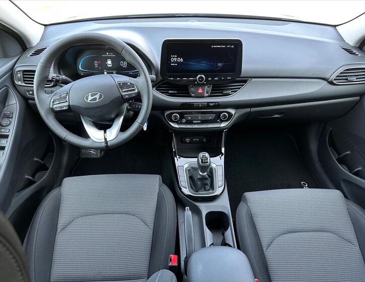 Hyundai i30 8