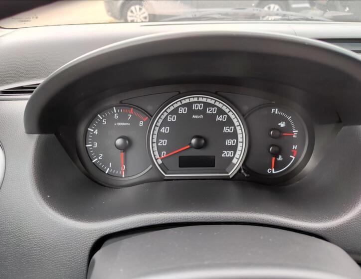 Suzuki Swift 14