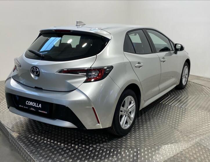 Toyota Corolla 5
