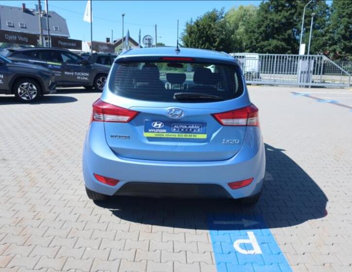 Hyundai ix20 6