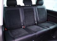 Volkswagen Multivan 14