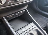 Hyundai i20 16