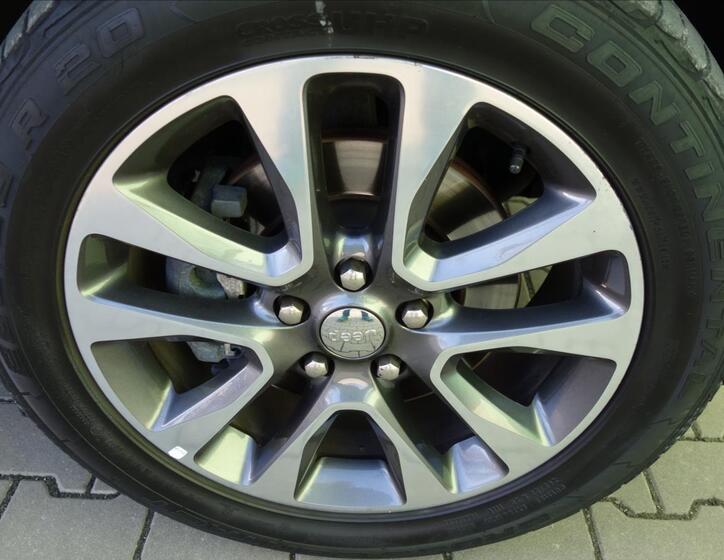 Jeep Grand Cherokee 31