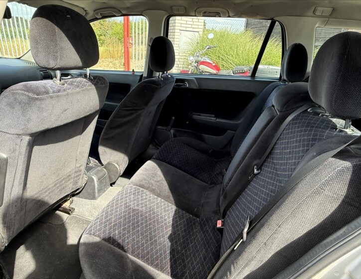 Opel Astra 13