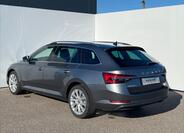 Škoda Superb 9