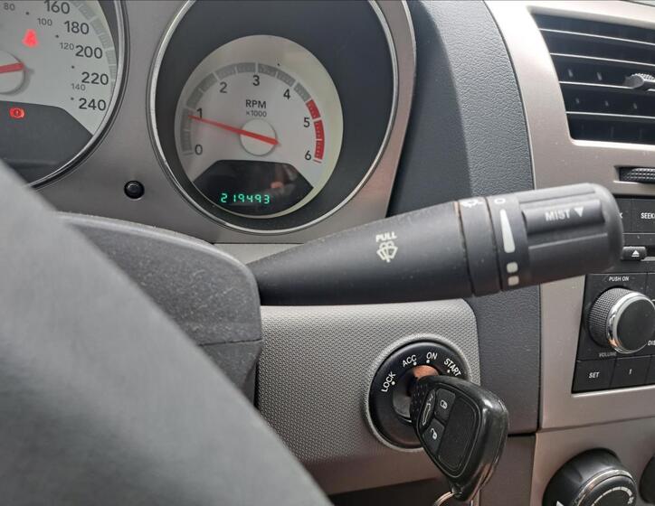 Dodge Avenger 28