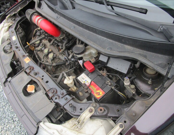 Daihatsu Materia 34