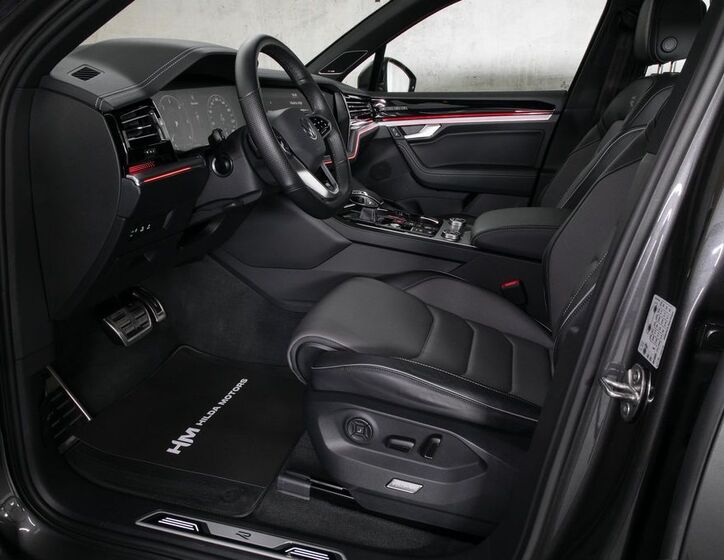 Volkswagen Touareg 11