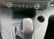 Peugeot Rifter 13