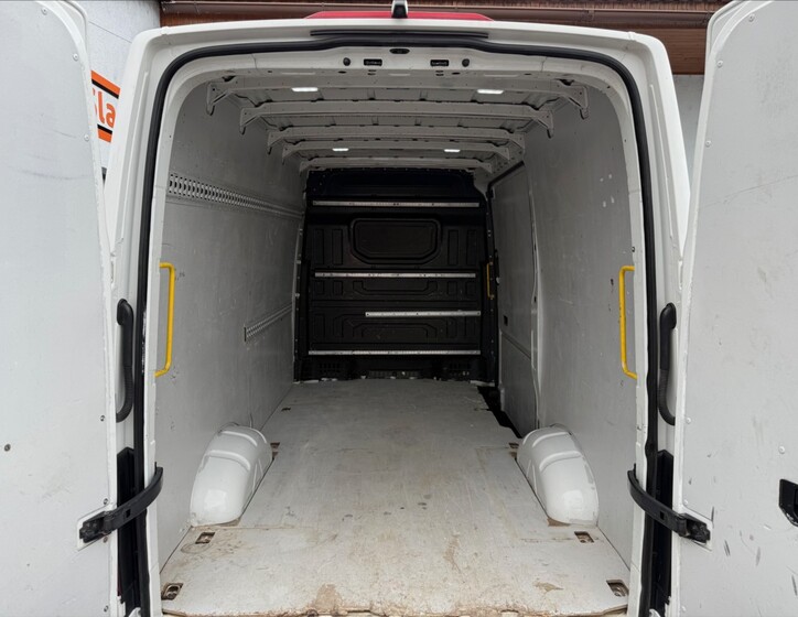Volkswagen Crafter 23