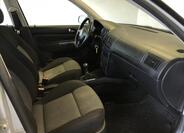 Volkswagen Golf 12
