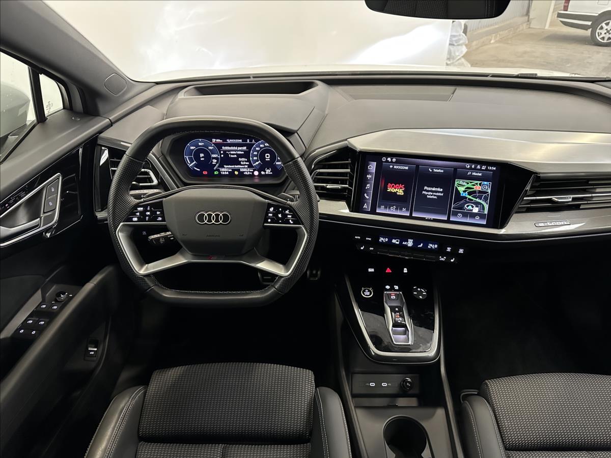 Audi Q4