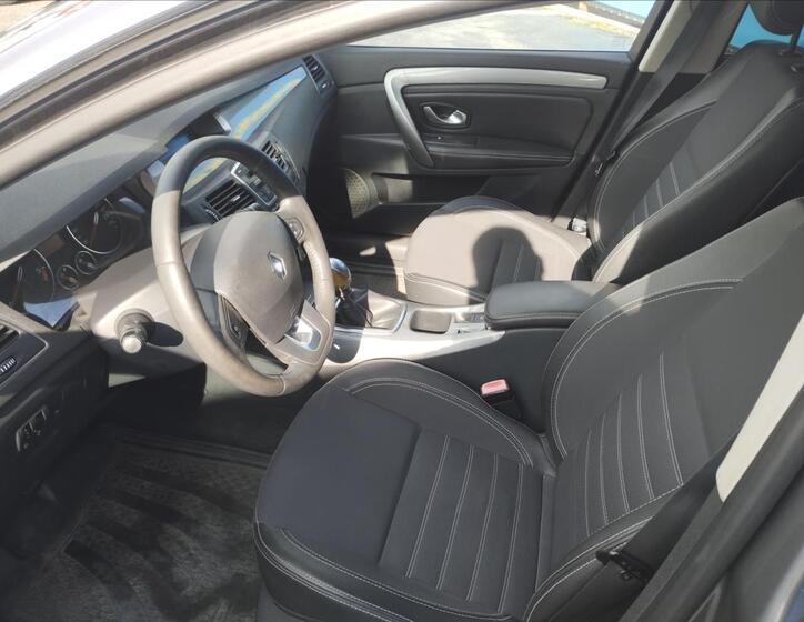 Renault Laguna 7
