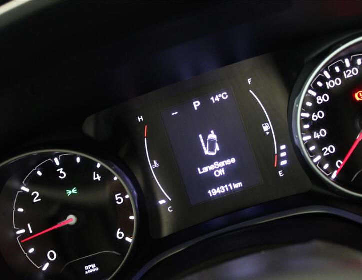 Jeep Compass 35