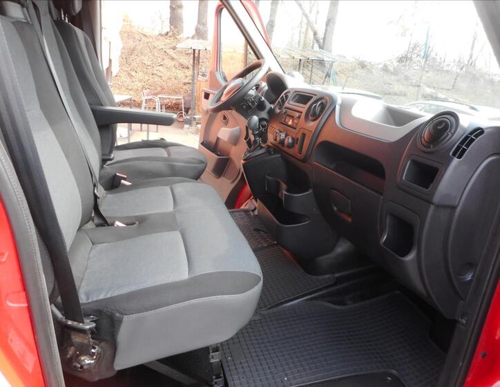 Renault Master 12