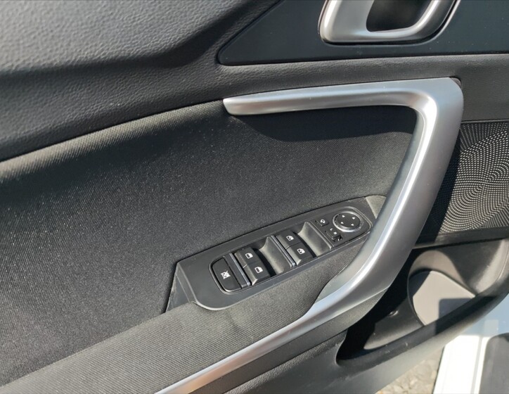 KIA Ceed 10