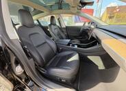 Tesla Model 3 29