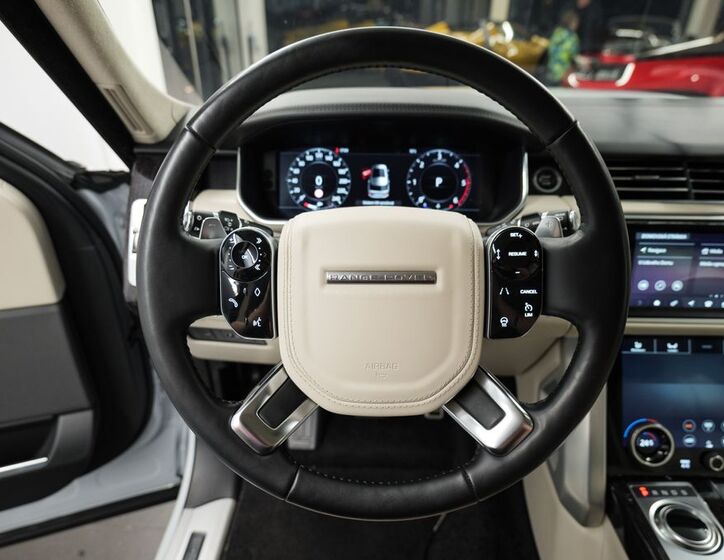 Land Rover Range Rover 6