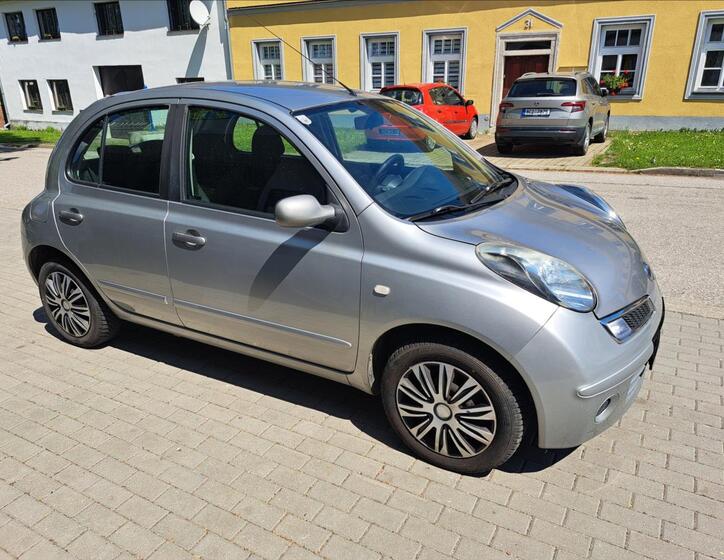 Nissan Micra 14