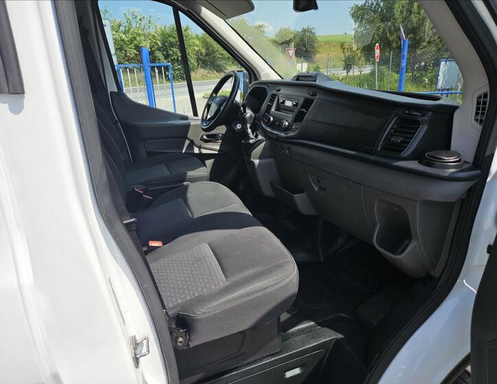 Ford Transit 7