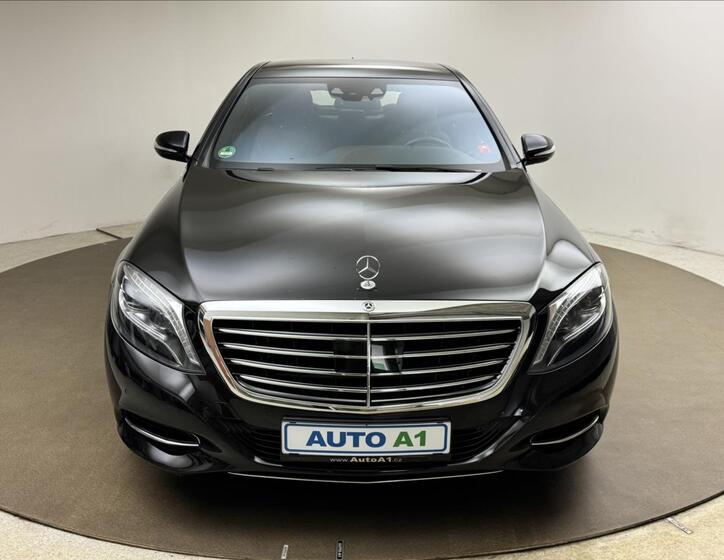 Mercedes-Benz Třídy S 2