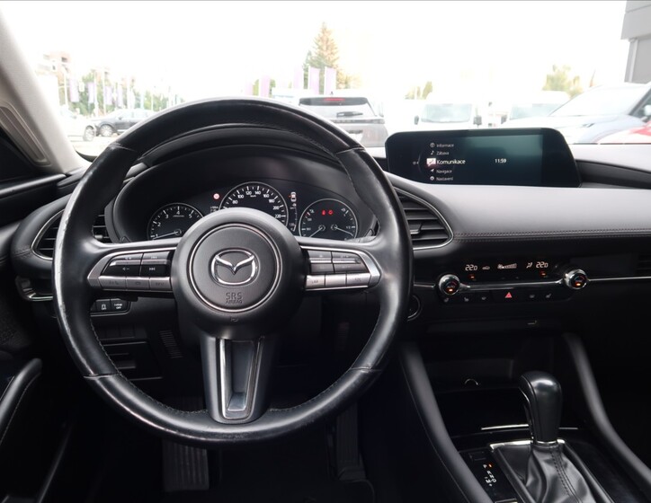 Mazda 3 13