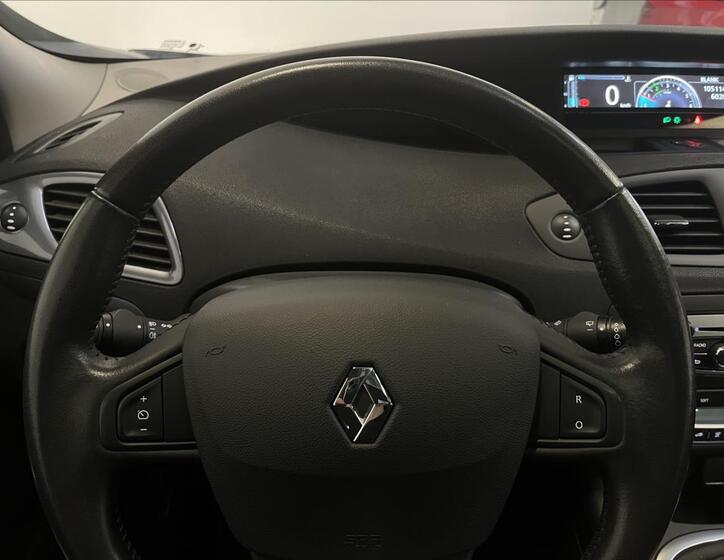 Renault Grand Scénic 12