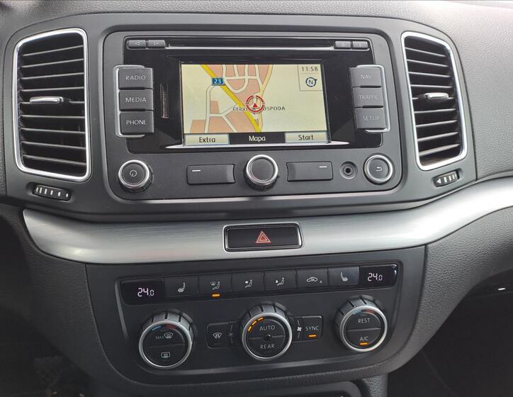 Volkswagen Sharan 13