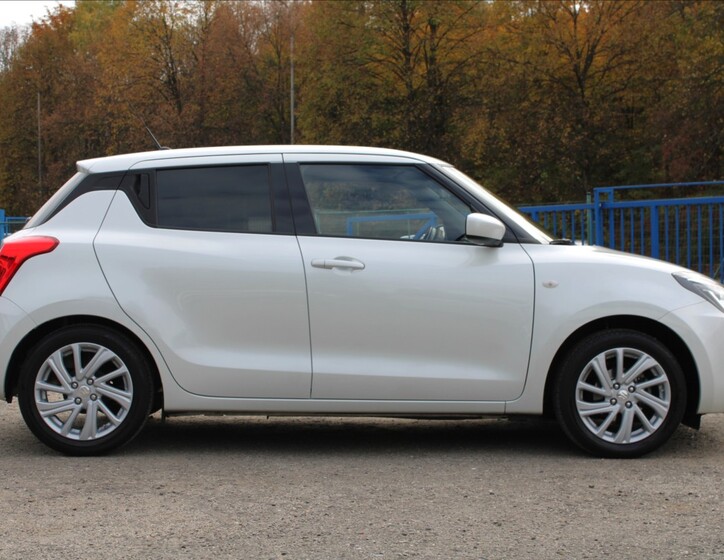 Suzuki Swift 4