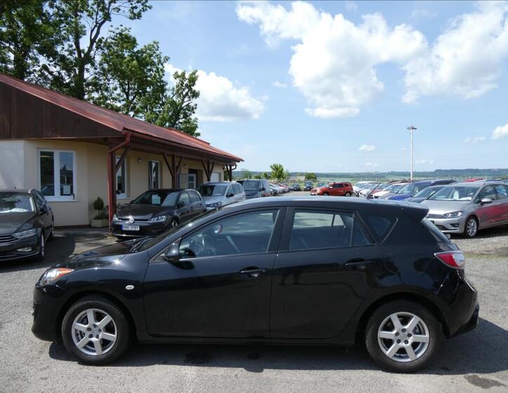 Mazda 3 6