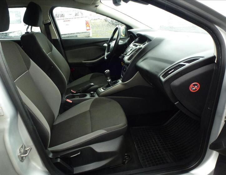 Ford Focus 25