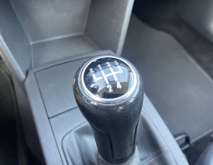 Volkswagen Polo 24