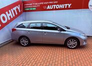Toyota Auris 5