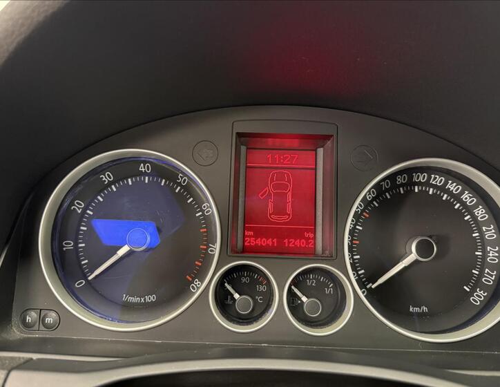 Volkswagen Golf 15