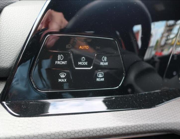 Volkswagen Golf 29